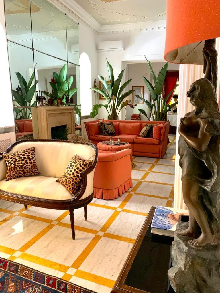 Palazzo Cherubini-Pools & Wellness 로사노 외부 사진
